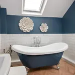 - Sleeps 3 Hot Tub & Pet Friendly * Brampton (Cumbria)